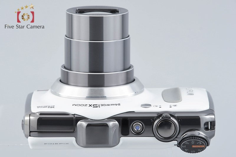 Fujifilm FINEPIX F600EXR White 16.0 MP Digital Camera