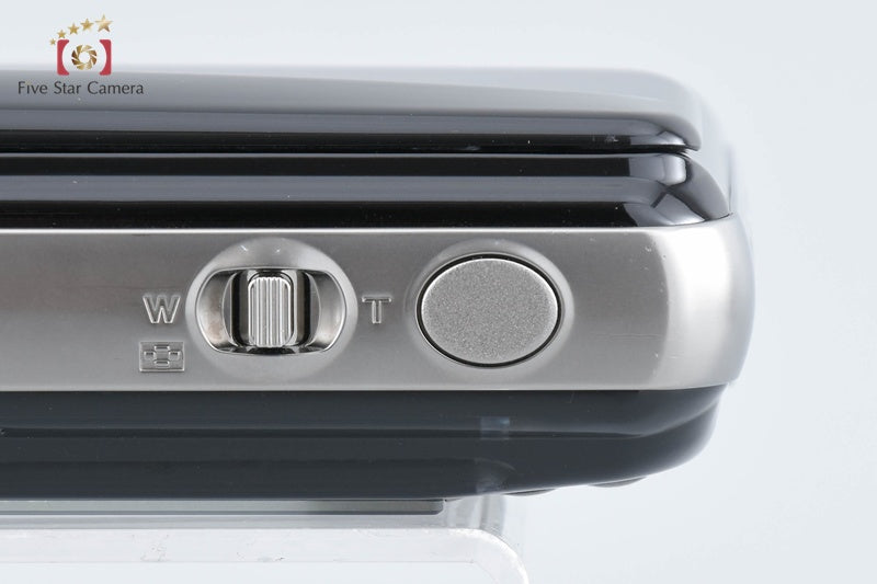 Fujifilm FinePix REAL 3D W1 10.0 MP Digital Camera