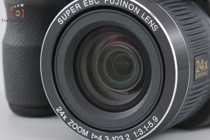 Fujifilm FinePix S3200 14.0 MP Digital Camera