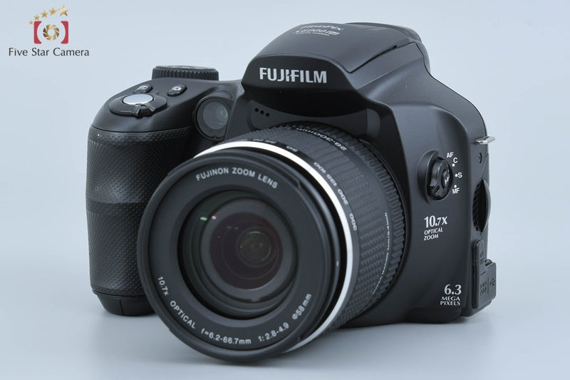 Fujifilm FinePix S6000fd 6.3 MP Digital Camera