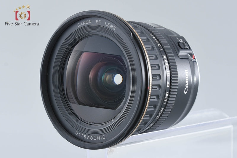 Canon EF 20-35mm f/3.5-4.5 USM