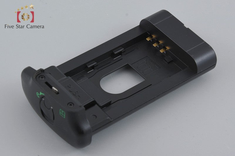 Nikon D300S 12.3 MP Digital SLR Camera Body w/ MB-D10 Battery Pack