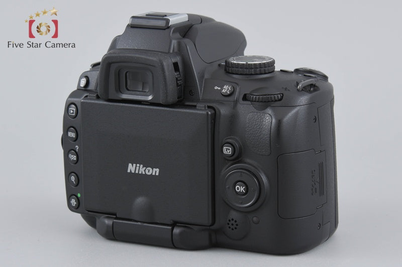 "Count 3,874" Nikon D5000 12.3 MP DSLR Camera 18-55 55-200 VR Lenses