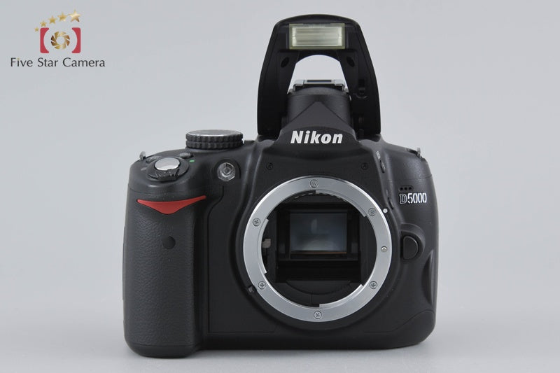 "Count 3,874" Nikon D5000 12.3 MP DSLR Camera 18-55 55-200 VR Lenses