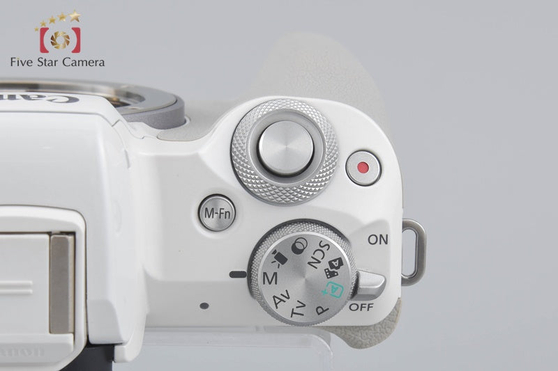 Canon EOS Kiss M / M50 White 24.0 MP EF-M 18-150 IS STM Lens