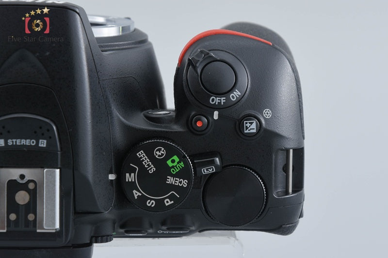 Nikon D5600 24.2 MP SLR Digital Camera 18-55 70-300 VR Lenses