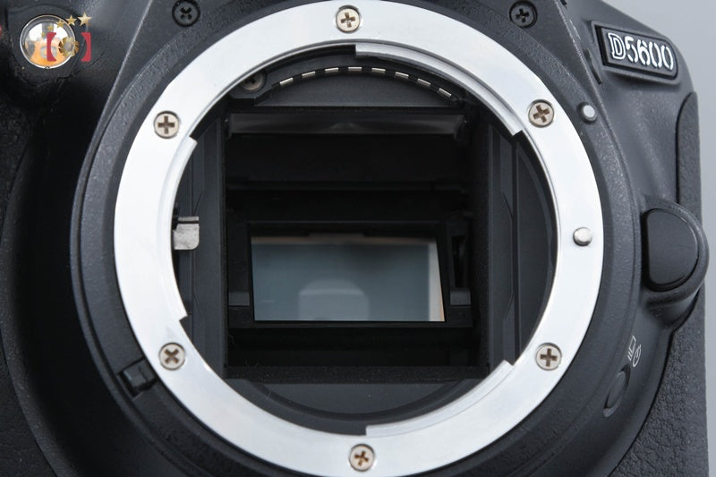 Nikon D5600 24.2 MP SLR Digital Camera 18-55 70-300 VR Lenses