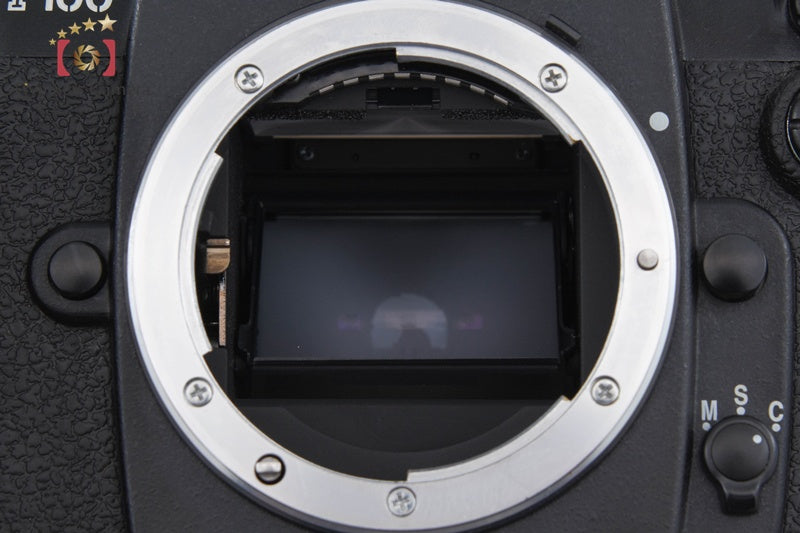 Nikon F100 35mm SLR Film Camera Body