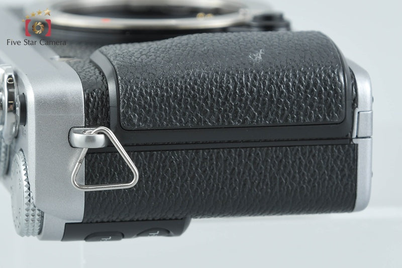 Fujifilm X-E2 Silver 16.3 MP Digital Mirrorless Camera Body from Japan