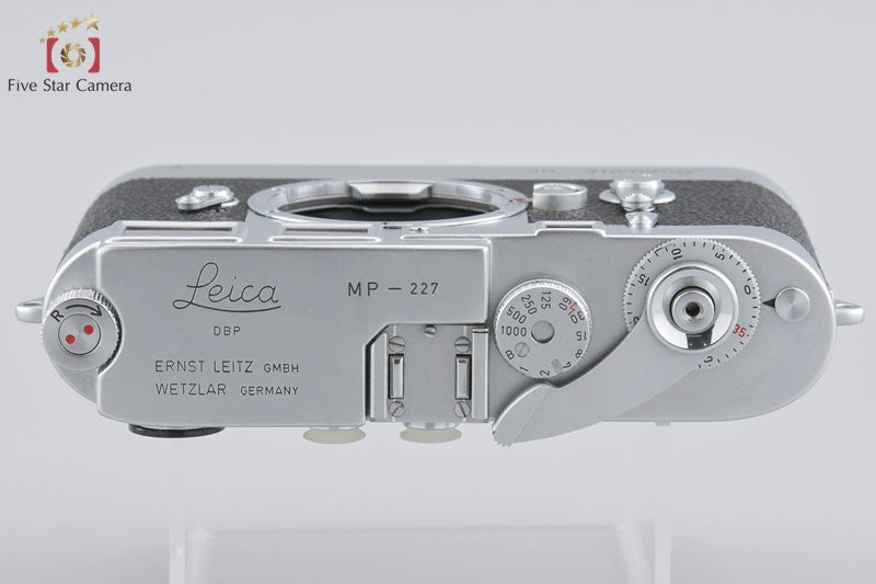 Leica MP no. P227 Complete 1957 35mm Raangefinder Film Camera w/ Leicavit MP