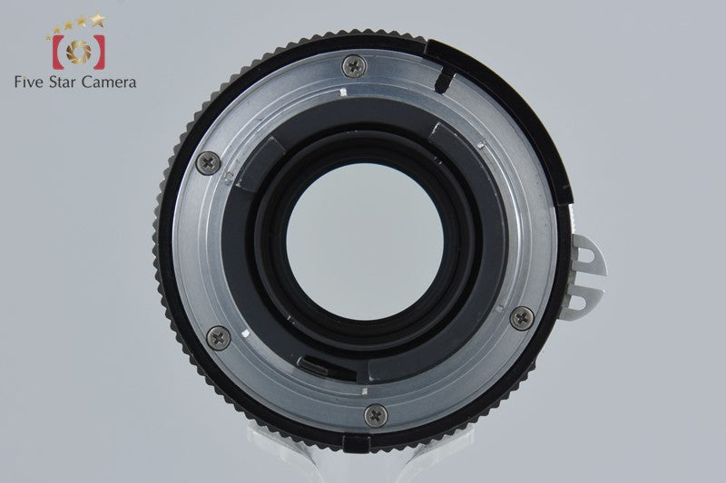 Nikon Ai NIKKOR 135mm f/2.8