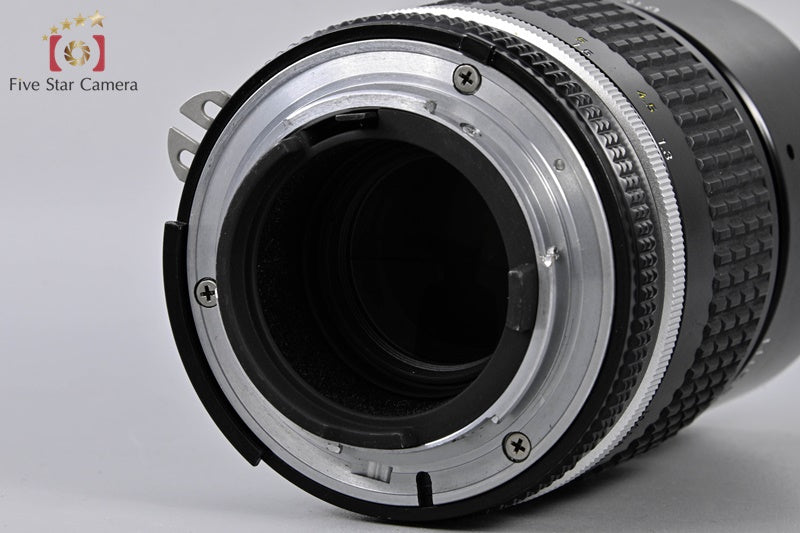 Nikon Ai-S NIKKOR 135mm f/2.8