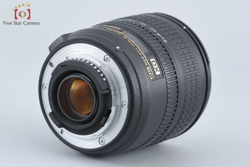 Nikon D300 12.3 MP Digital SLR Camera AF-S DX 18-70 G Lens