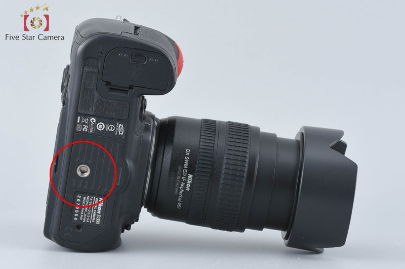 Nikon D300 12.3 MP Digital SLR Camera AF-S DX 18-70 G Lens