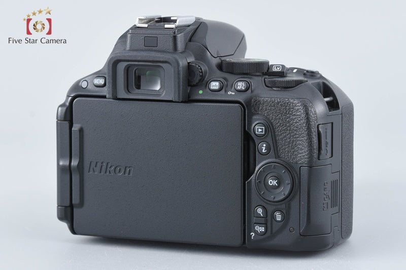 Nikon D5500 Black 24.2 MP DSLR + AF-S DX NIKKOR 18-55mm f/3.5-5.6 G II ED