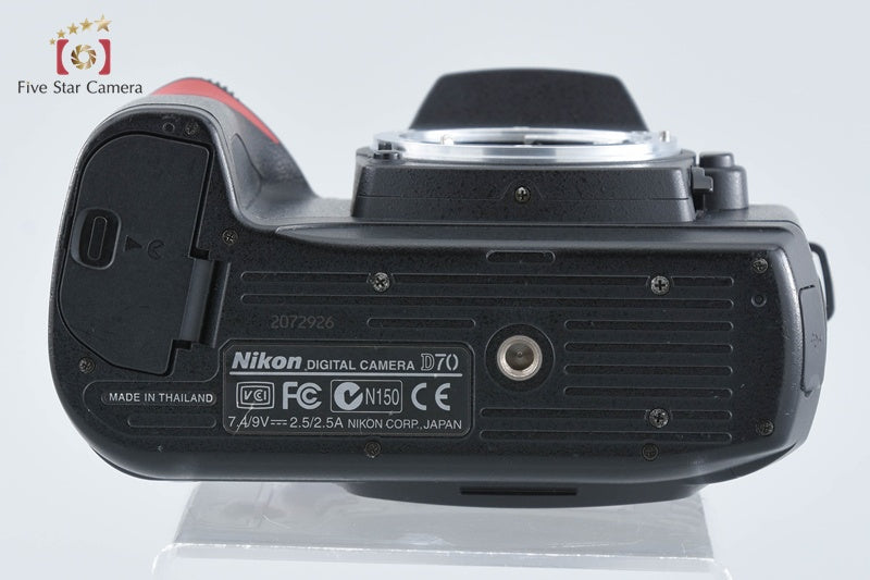 Nikon D70 6.1 MP Digital SLR Camera Body