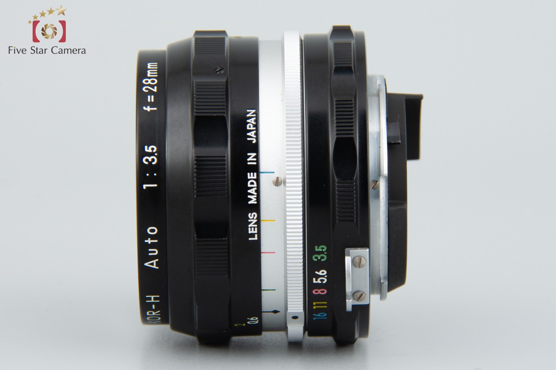 Nikon NIKKOR-H Auto 28mm f/3.5 Non Ai Lens