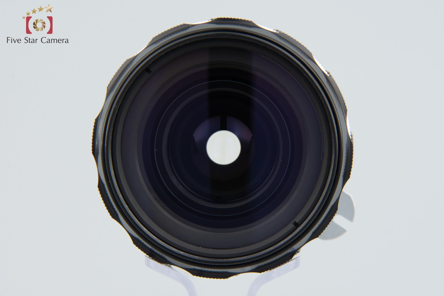 Nikon NIKKOR-H Auto 28mm f/3.5 Non Ai Lens