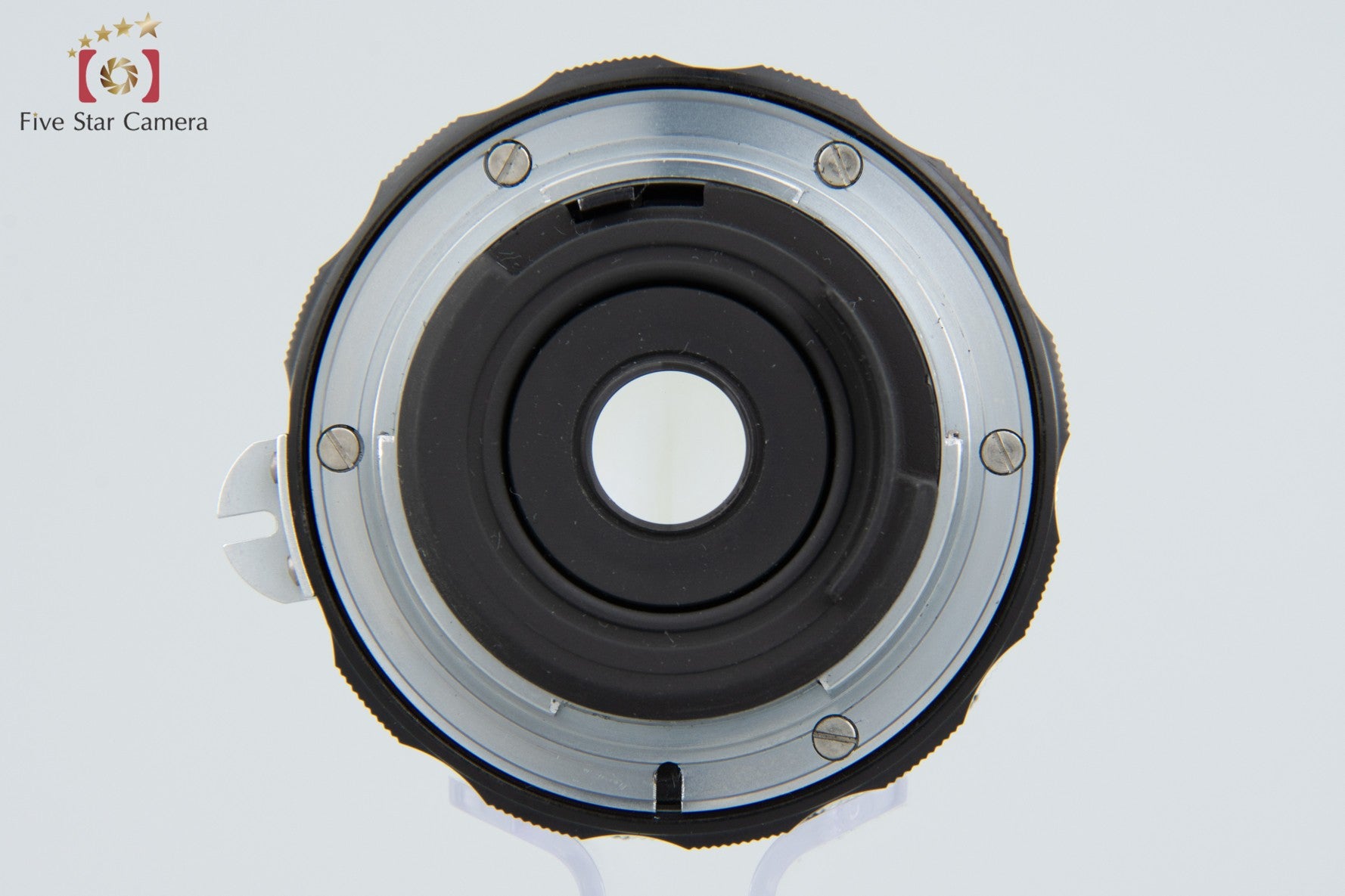 Nikon NIKKOR-H Auto 28mm f/3.5 Non Ai Lens