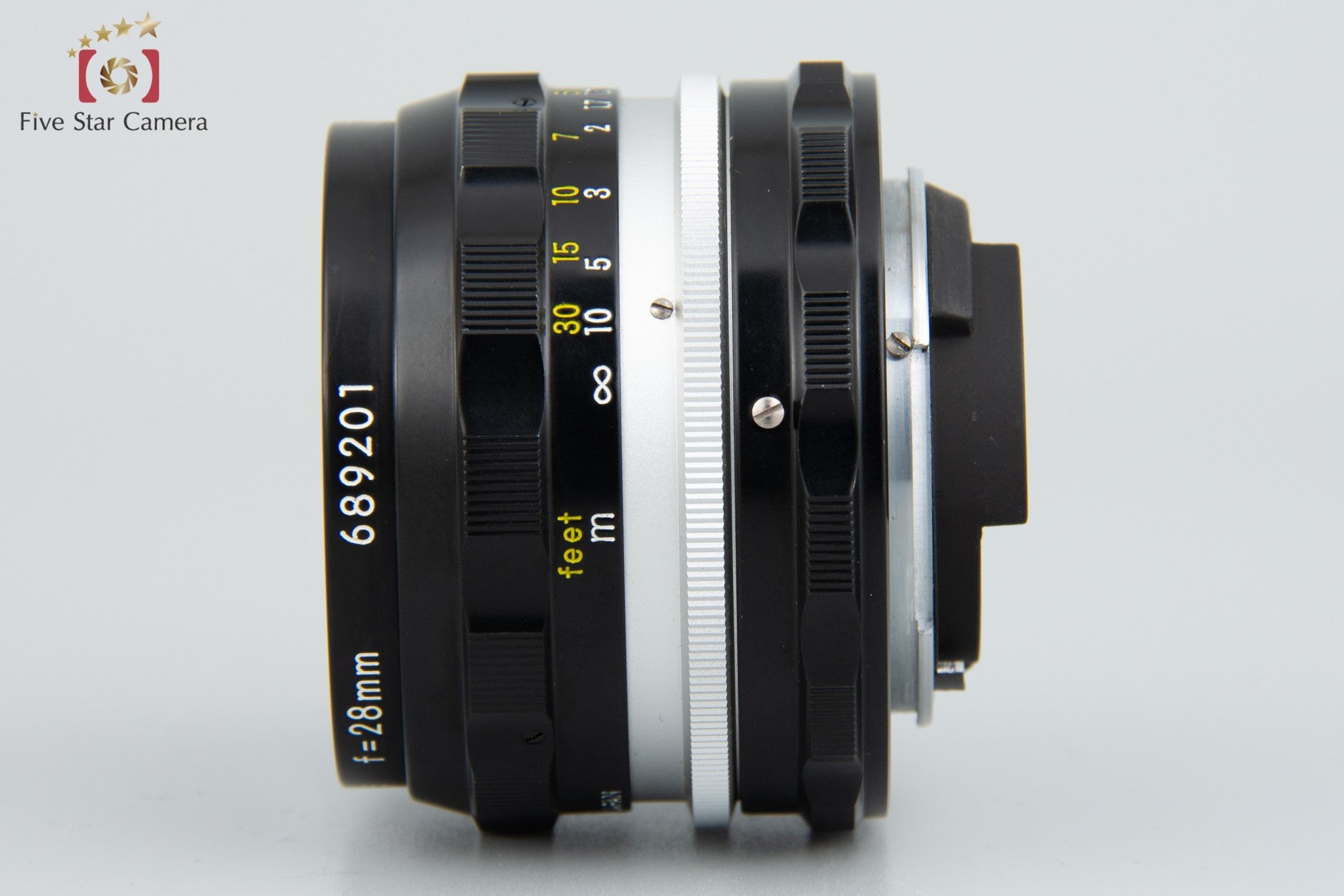 Nikon NIKKOR-H Auto 28mm f/3.5 Non Ai Lens