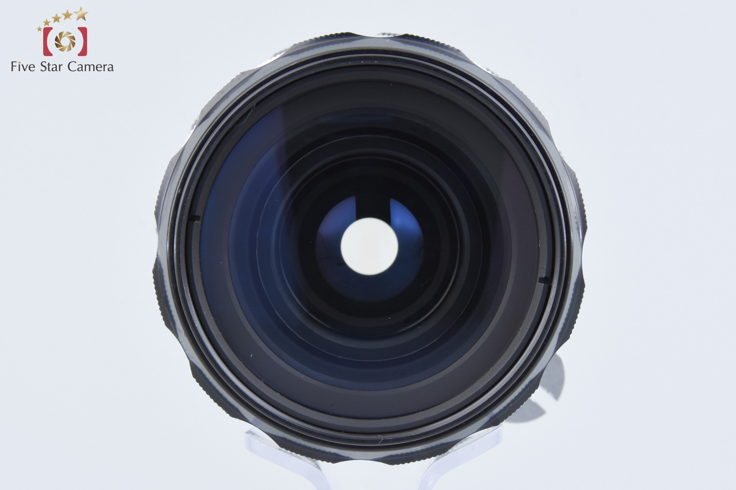 Nikon NIKKOR-H Auto 28mm f/3.5 Non Ai Lens