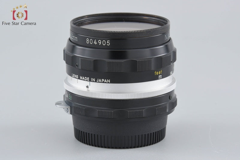 Nikon NIKKOR-H Auto 28mm f/3.5 Non Ai Lens