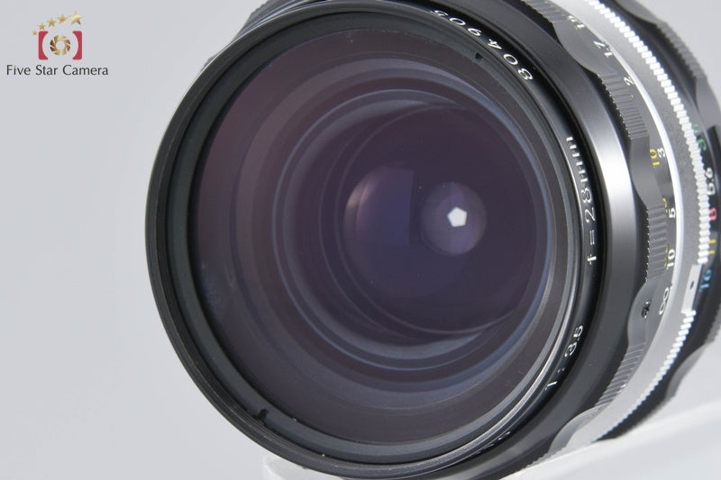 Nikon NIKKOR-H Auto 28mm f/3.5 Non Ai Lens