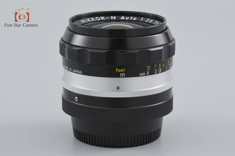 Nikon NIKKOR-N Auto 24mm f/2.8 Non Ai Lens