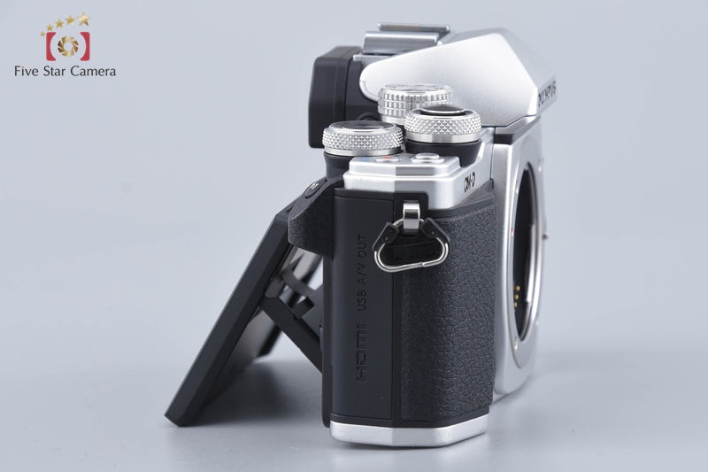 Olympus OM-D E-M10 Mark II Silver 16.1MP Digital Mirrorless Camera w/ Box