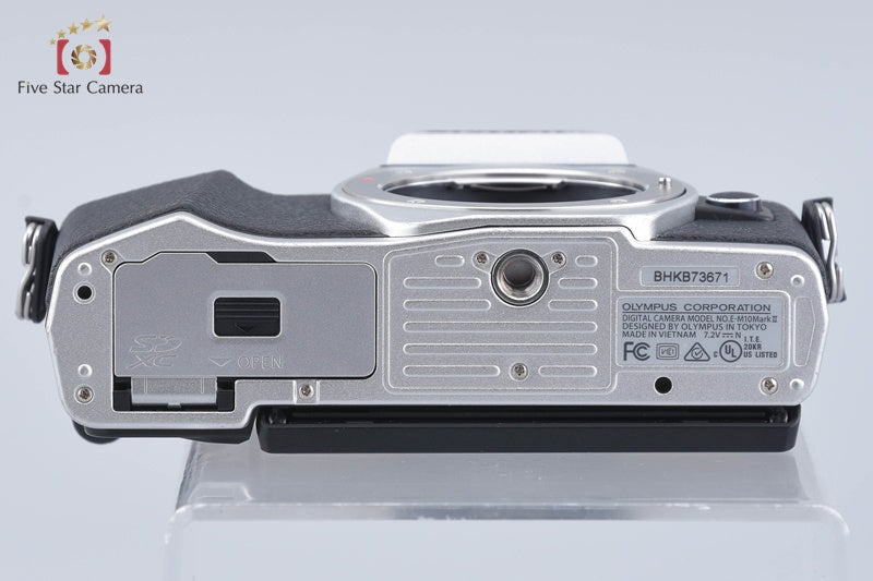 Olympus OM-D E-M10 Mark II Silver 16.1MP Digital Mirrorless Camera w/ Box