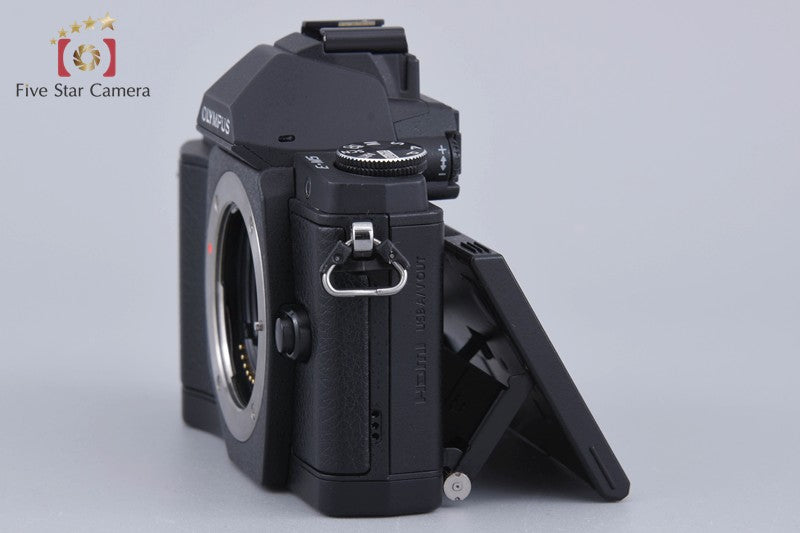 Count 667 Olympus OM-D E-M5 Black 16.0MP Digital Mirrorless Camera