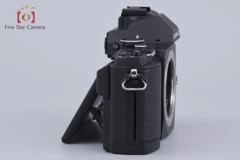 Count 667 Olympus OM-D E-M5 Black 16.0MP Digital Mirrorless Camera