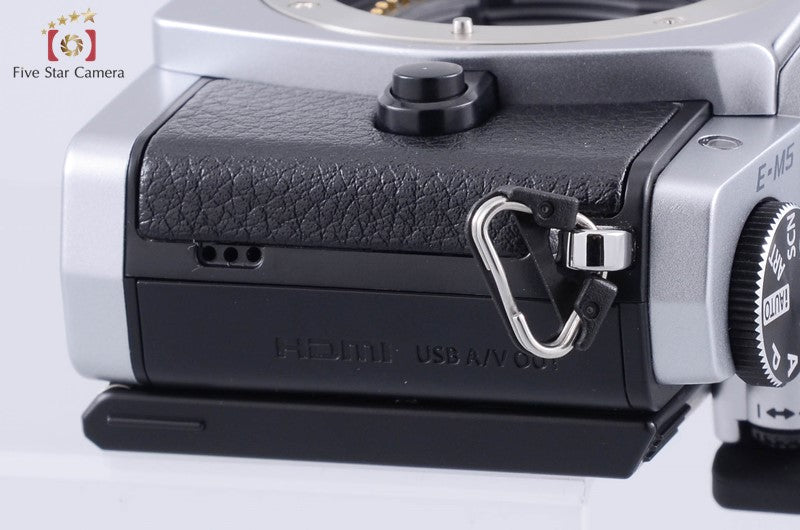 "Count 579" Olympus OM-D E-M5 Silver 16.0 MP Digital Mirrorless Camera Body