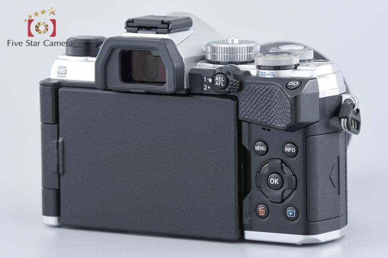 "Count 4,793" OM SYSTEM OM-5 Silver 20.4 MP Digital Camera 14-150mm II Lens