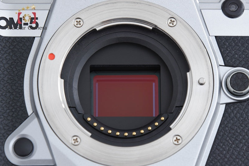 "Count 4,793" OM SYSTEM OM-5 Silver 20.4 MP Digital Camera 14-150mm II Lens