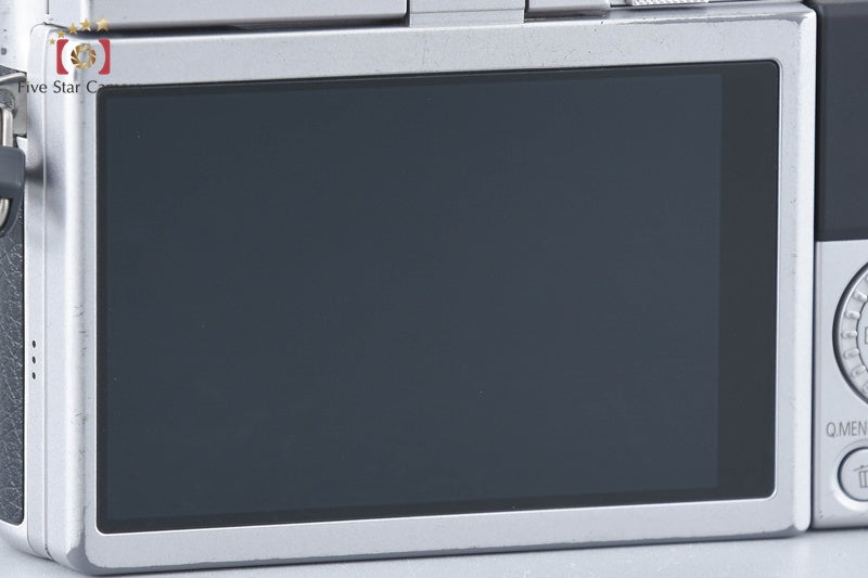 Panasonic LUMIX DC-GF9 Silver Double Lens Kit (Japanese Language Only)