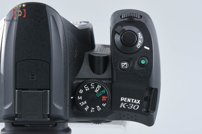 PENTAX K-30 Black 16.3MP + Tamron A14 AF 18-200mm f/3.5-6.3 XR Di II LD IF MACRO