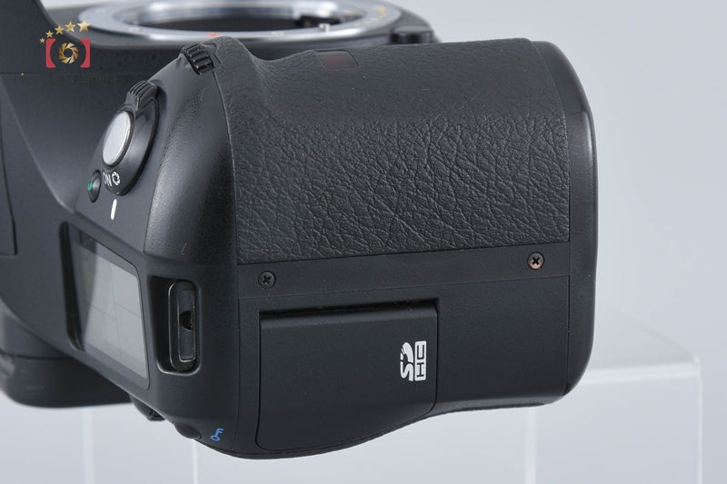 PENTAX K10D 10.2 MP DSLR Camera Body