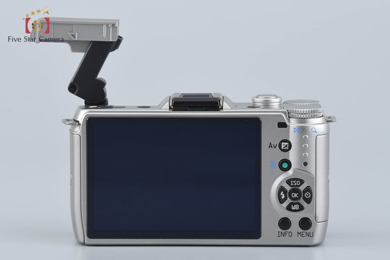 "Count 960" PENTAX Q7 Silver 12.4 MP Digital Camera 5-15 15-45 Lenses w/ Box