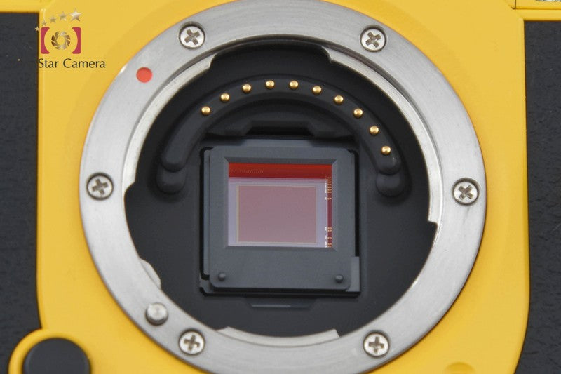 Shutter count 310 PENTAX Q7 Yellow 12.4 MP Digital Camera 5-15 Lens