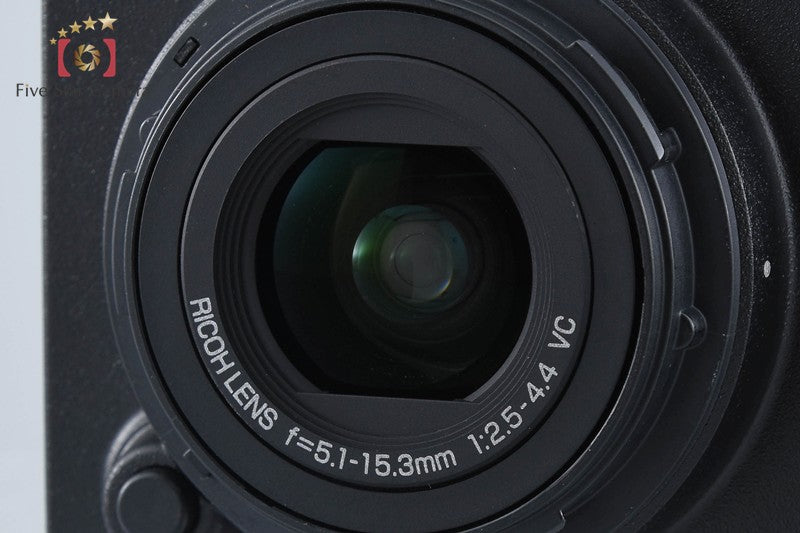 RICOH S10 24-72mm f/2.5-4.4 VC + DW-6 0.79x, TC-1 1.88x Conversion Lens