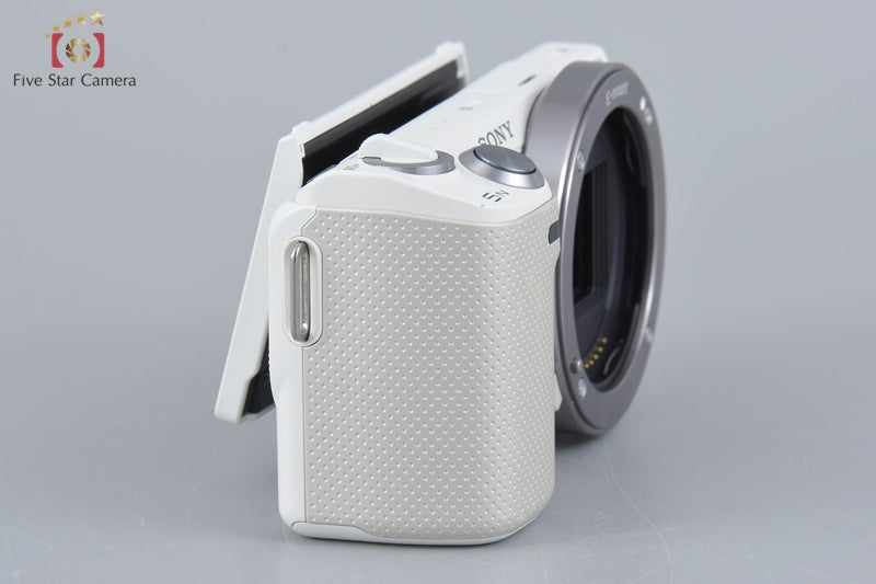 Sony α NEX-5N White Digital SLR Camera (Japanese Language Only)