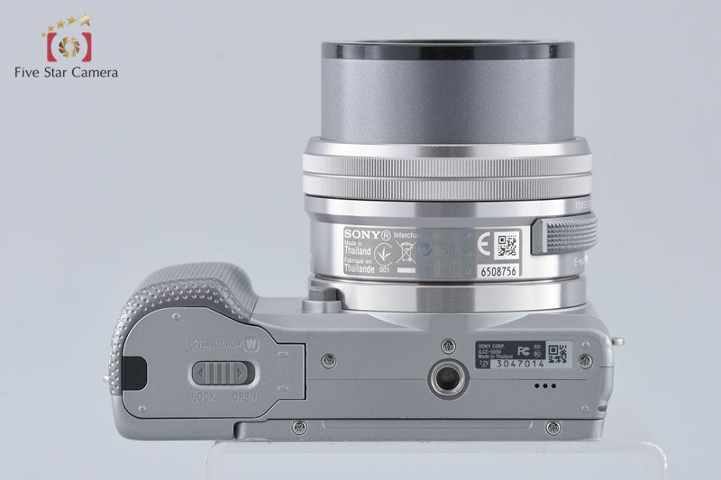 Sony α5000 ILCE-5000 Power Zoom Lens Kit Silver (Japanese Language Only)