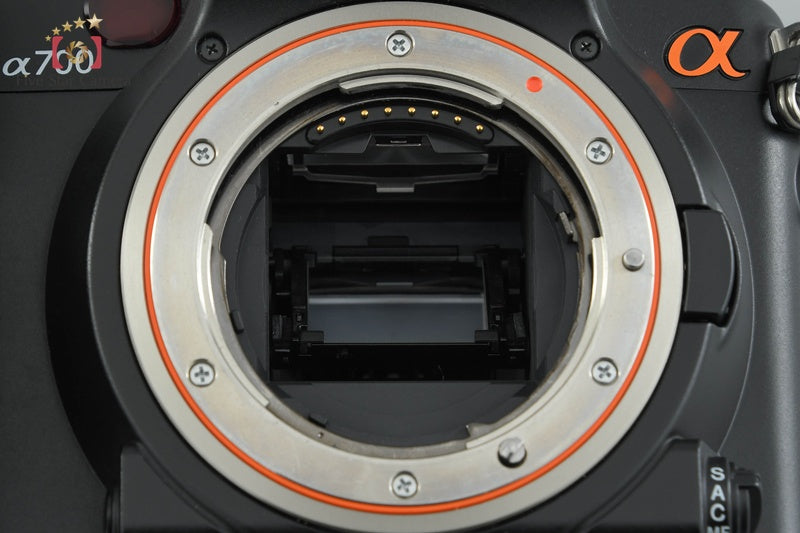 SONY α700 DSLR-A700 + DT 18-55mm f/3.5-5.6 SAM II SAL18552 (Japanese Language Only)