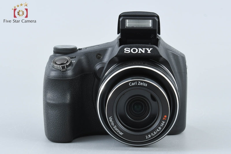 Sony Cyber-shot DSC-HX200V compact digital camera (Japanese Language Only)