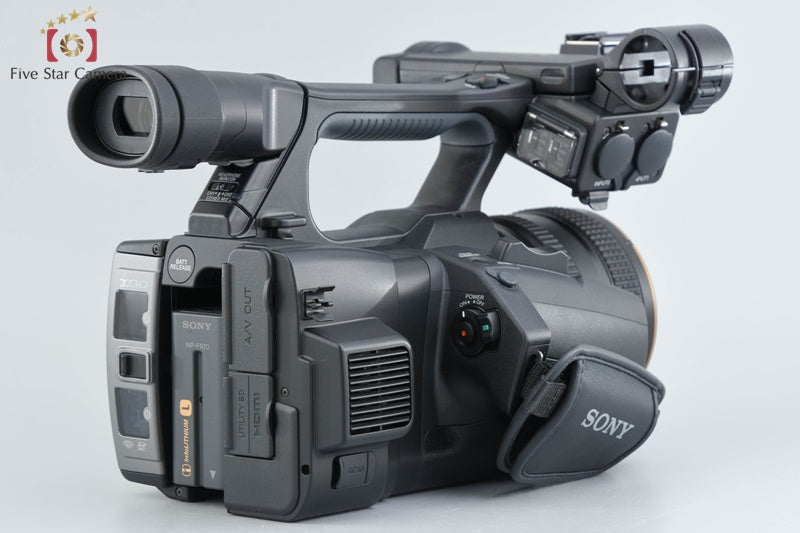 SONY HANDYCAM FDR-AX1 video camera (Japanese Language Only)