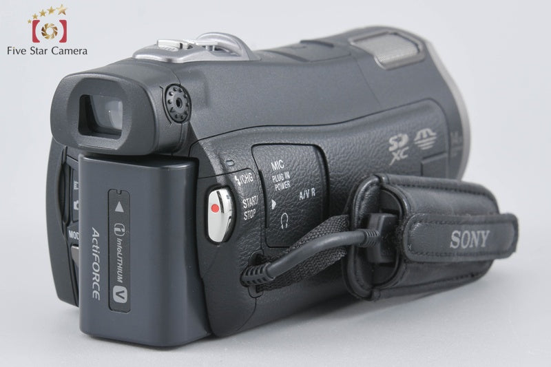 Sony Handycam HDR-CX700V Digital Video Camera (Japanese Language Only)