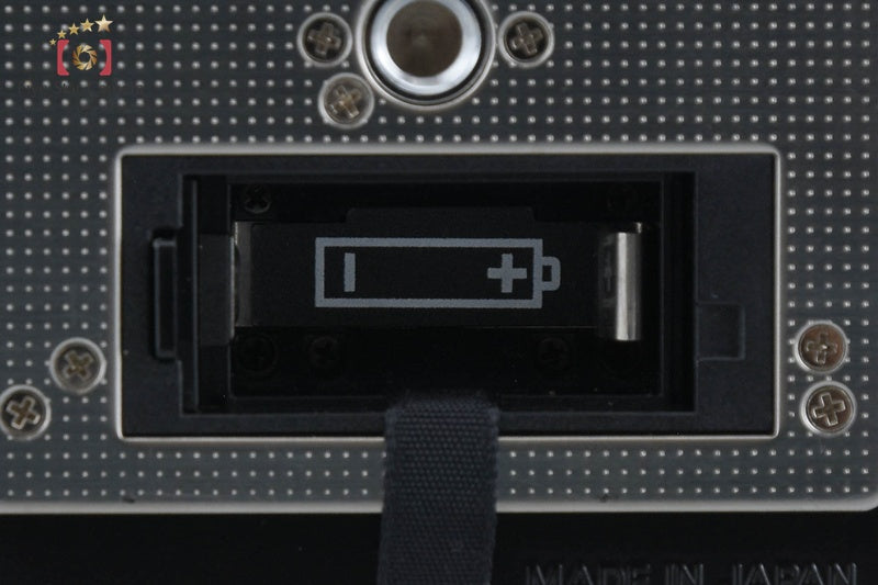 Zenza Bronica ETR Si Medium Format Film Camera + AE III Prism Finder E w/ Box