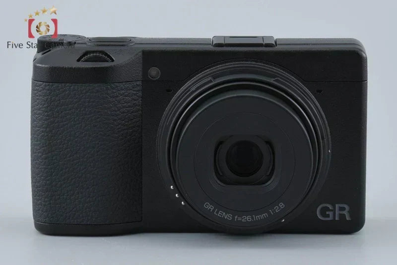 [Review & Sample Photos] The Appeal of the RICOH GR IIIx: A "Natural Field of View" at 40mm Equivalent and the Texture of Everyday Life