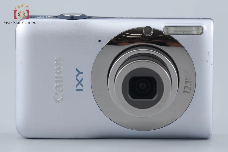 [With Sample Photos] Capturing the Feel of the City: Canon IXY 200F